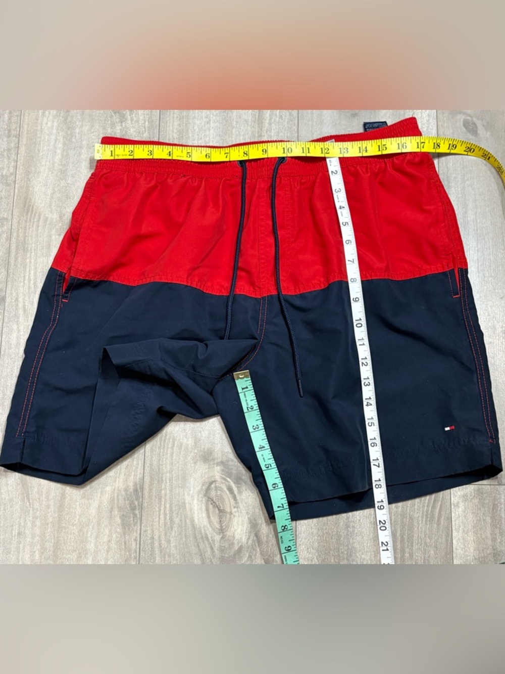 Tommy Hilfiger Red and Navy Mesh-Lined Swim Shorts Size XL - Picture 3 of 7